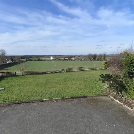 An Teach Baboige - The Doll House - * Kildare